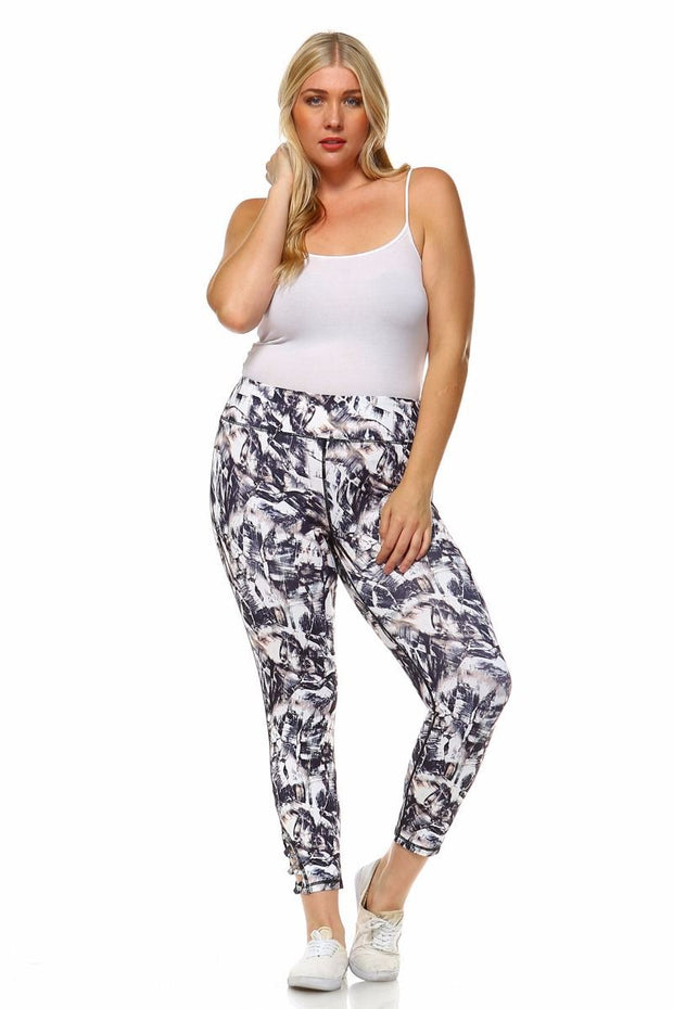 PLUS SIZE ABSTRACT CRISS CROSS ACTIVE LEGGINGS